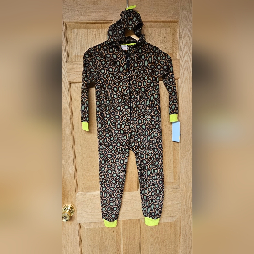 Cat & Jack‎ 4/5 Boys One Piece Dinosaur Pajamas